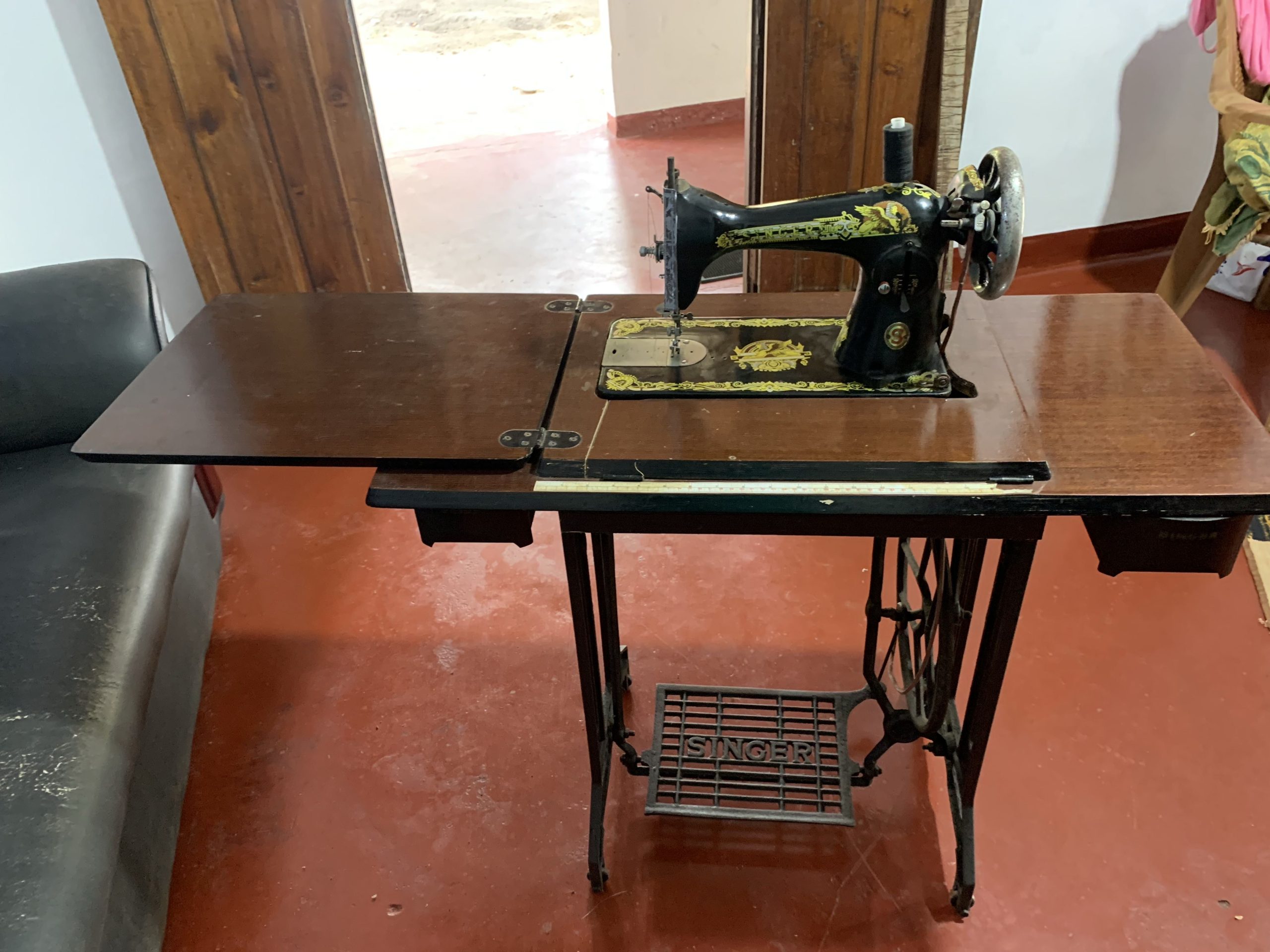 4B203419-54BE-4C75-9DF4-5C7412C51B1A