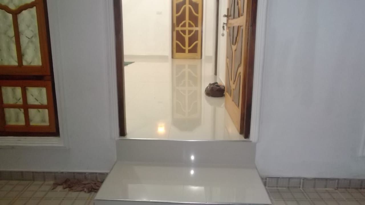 fd645172-6d8e-4889-8787-ffc734b6fda5