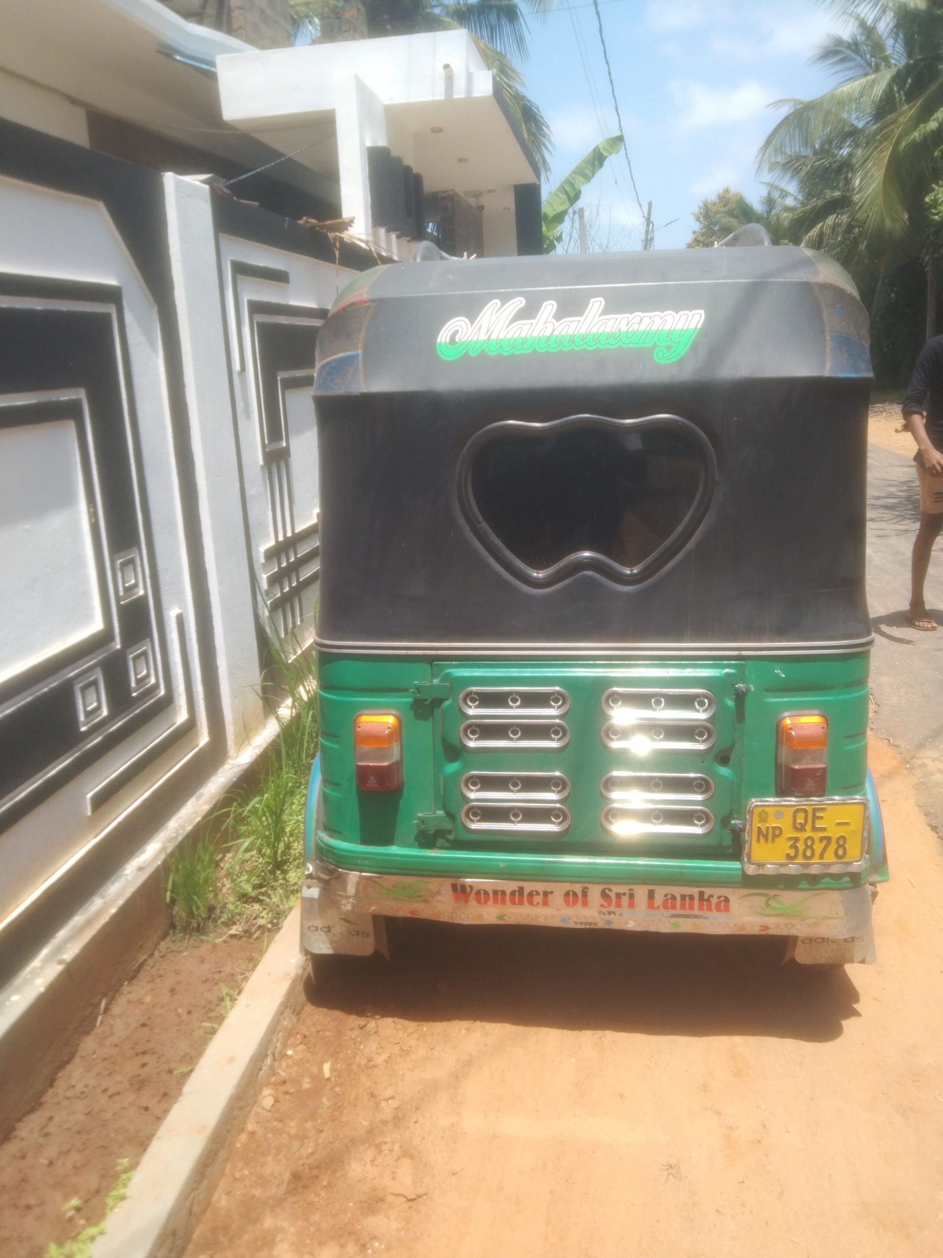 20e45721-1544-4df3-aa17-40c51c2a6415