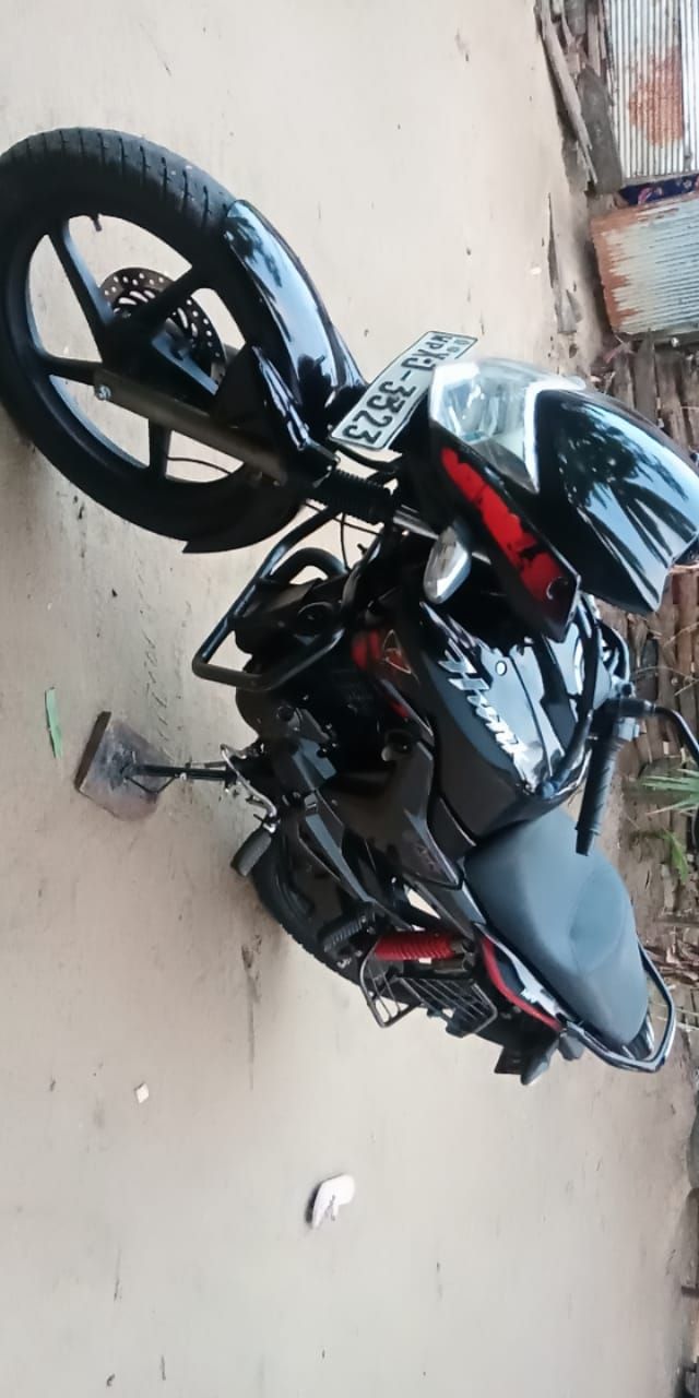 2d1e1731-b8d8-47de-a545-7d5cd1e25c23