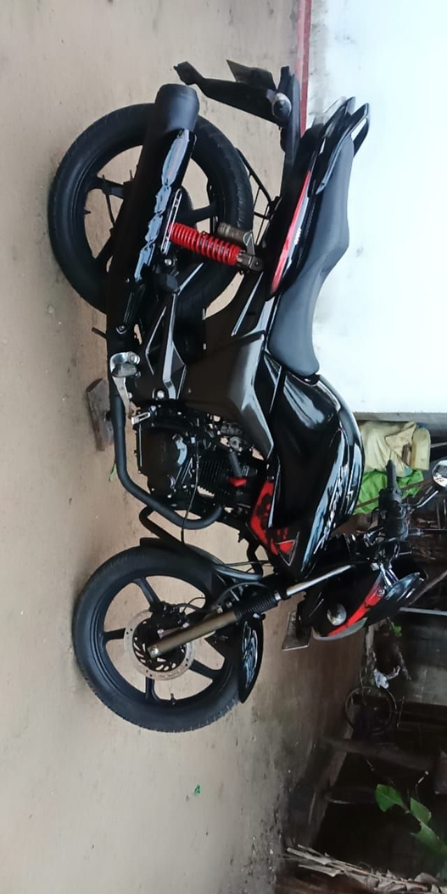 4da99f41-28cf-4535-af0a-ad2d566d007e