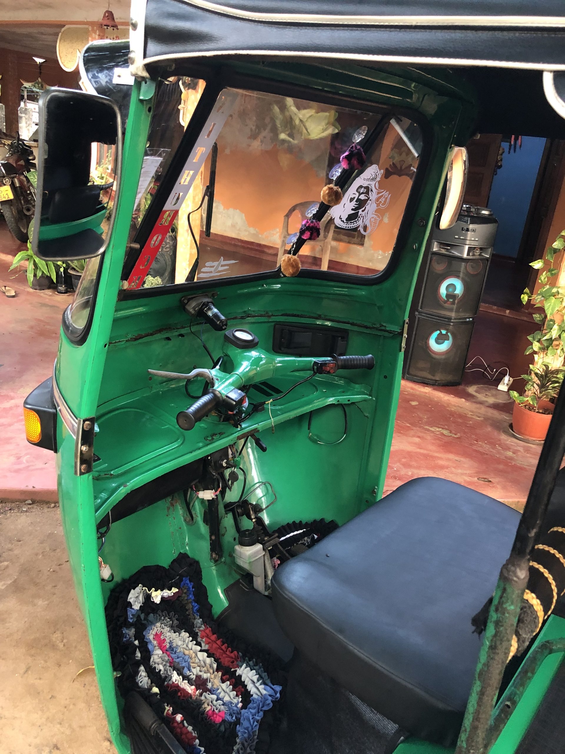 EFA14EA2-6DE8-49F2-A653-ED6D691CAA99