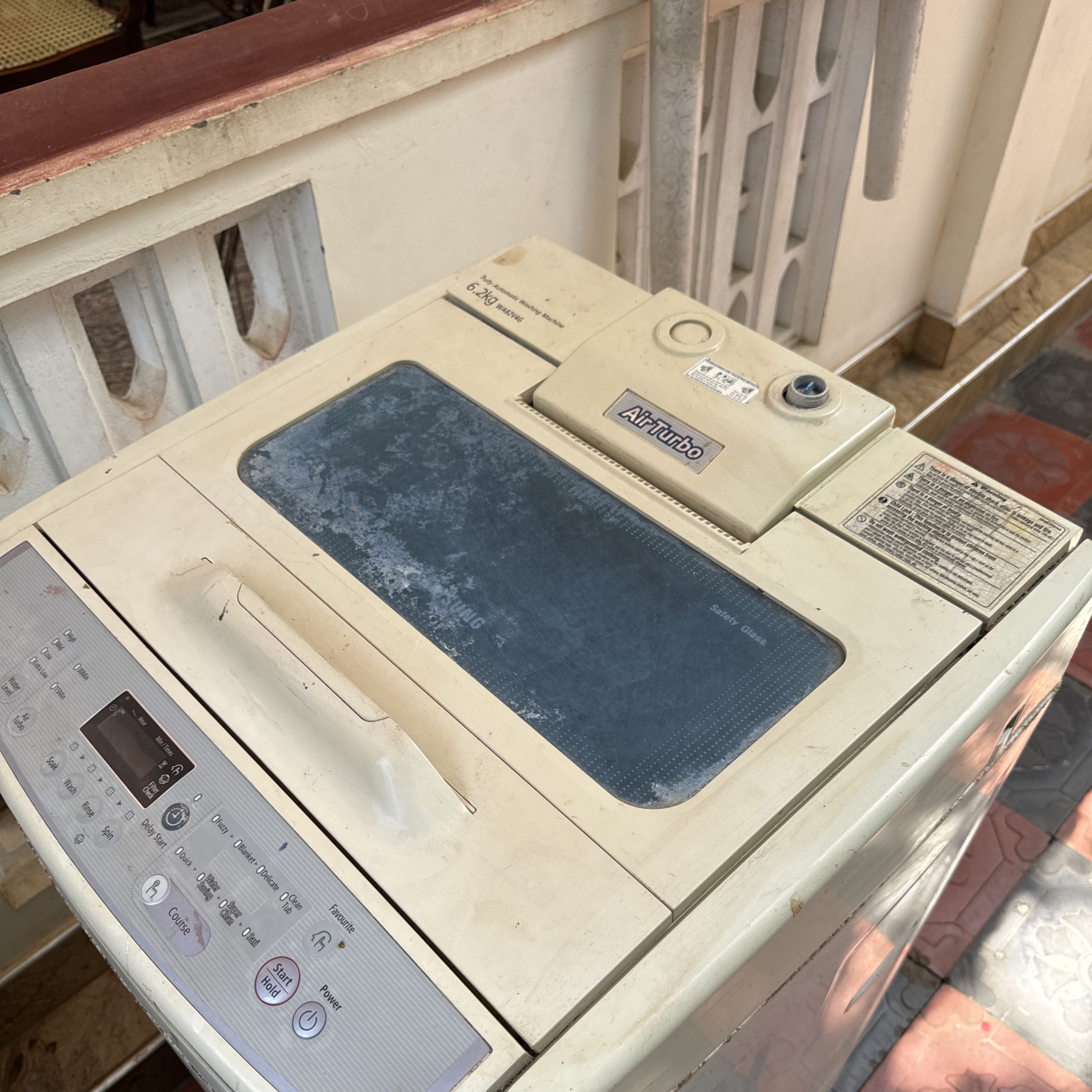 AAA61D6C-91D1-4758-BD19-8350EC056497