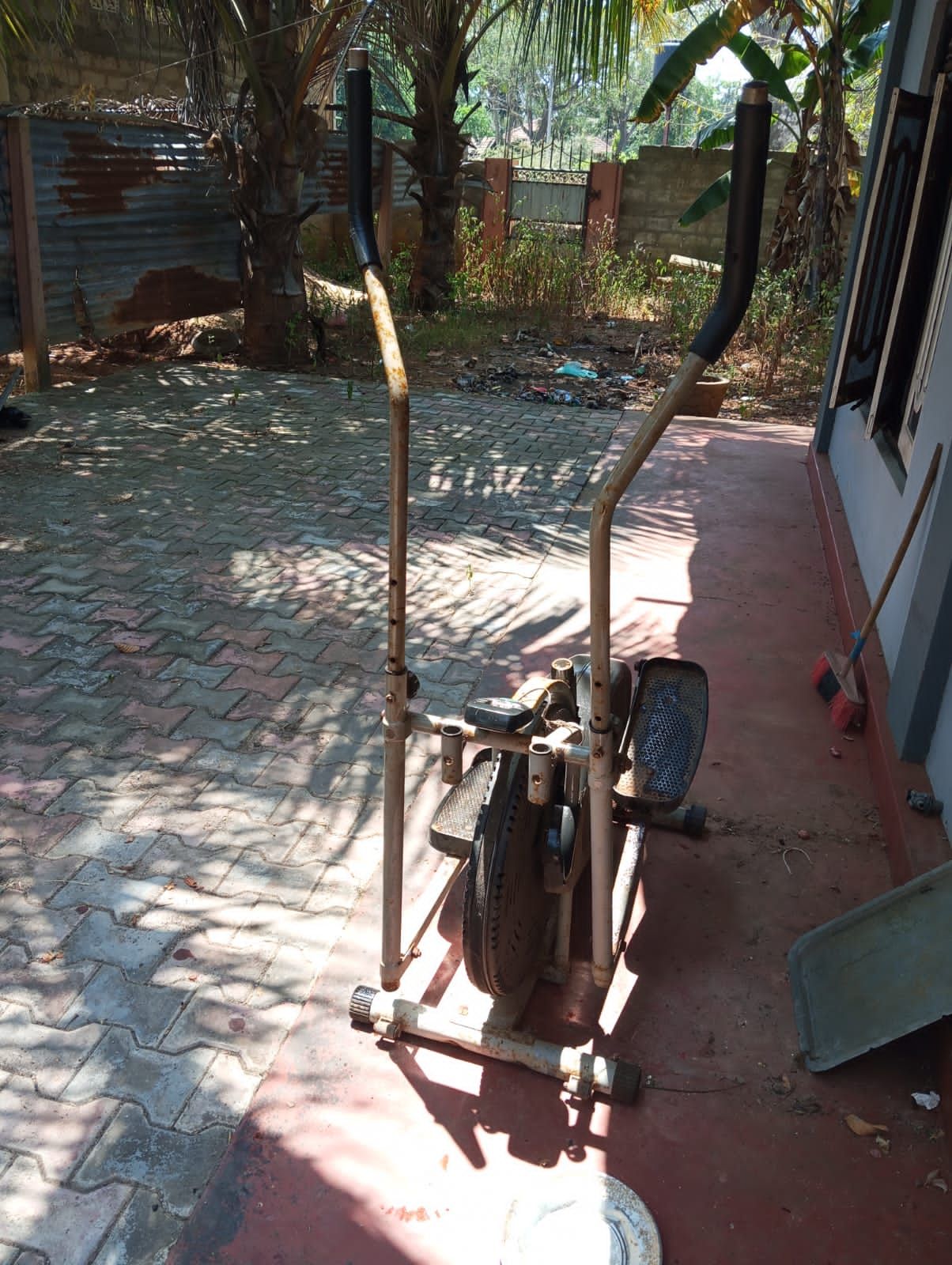 e01dd742-34fd-4298-99e6-82d0b7dd4d9f