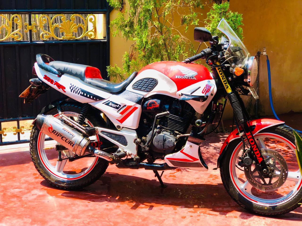 f4147adf-93f7-466a-aad9-4cc69f27cde9