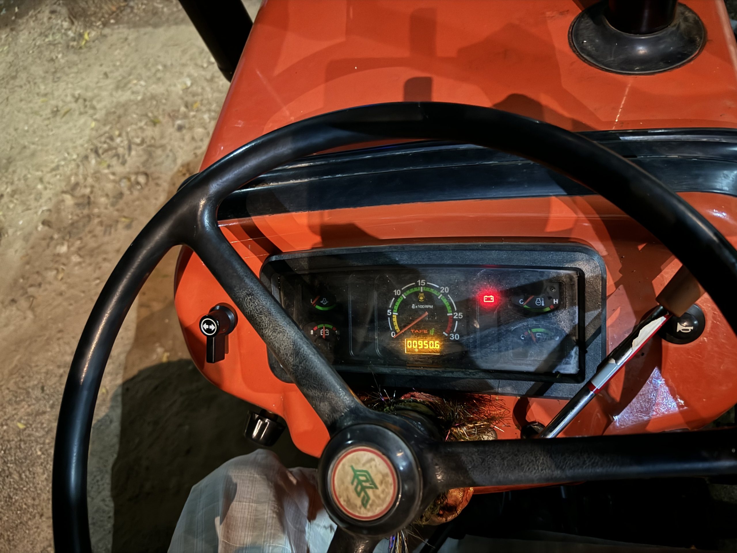 E4FF8AF9-FAC6-424D-B246-C0E1800BE104