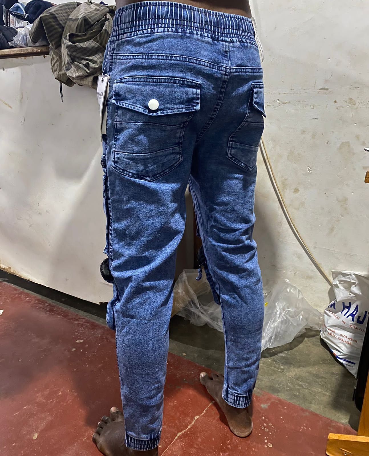 ab7ea504-7bf9-43c9-8292-f3842dd5ab70