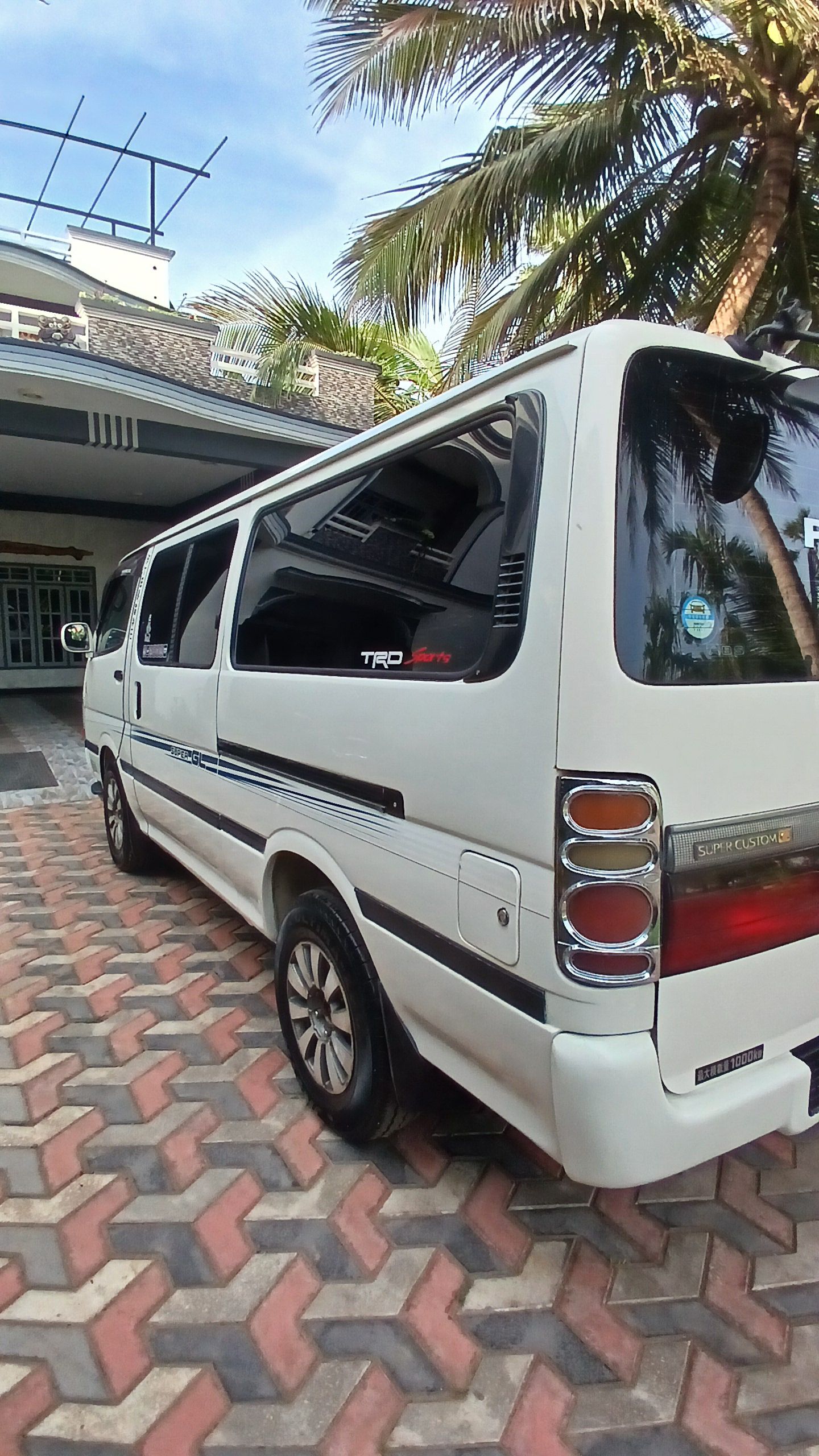 c1644aa3-195b-4a74-946d-0073e2846622