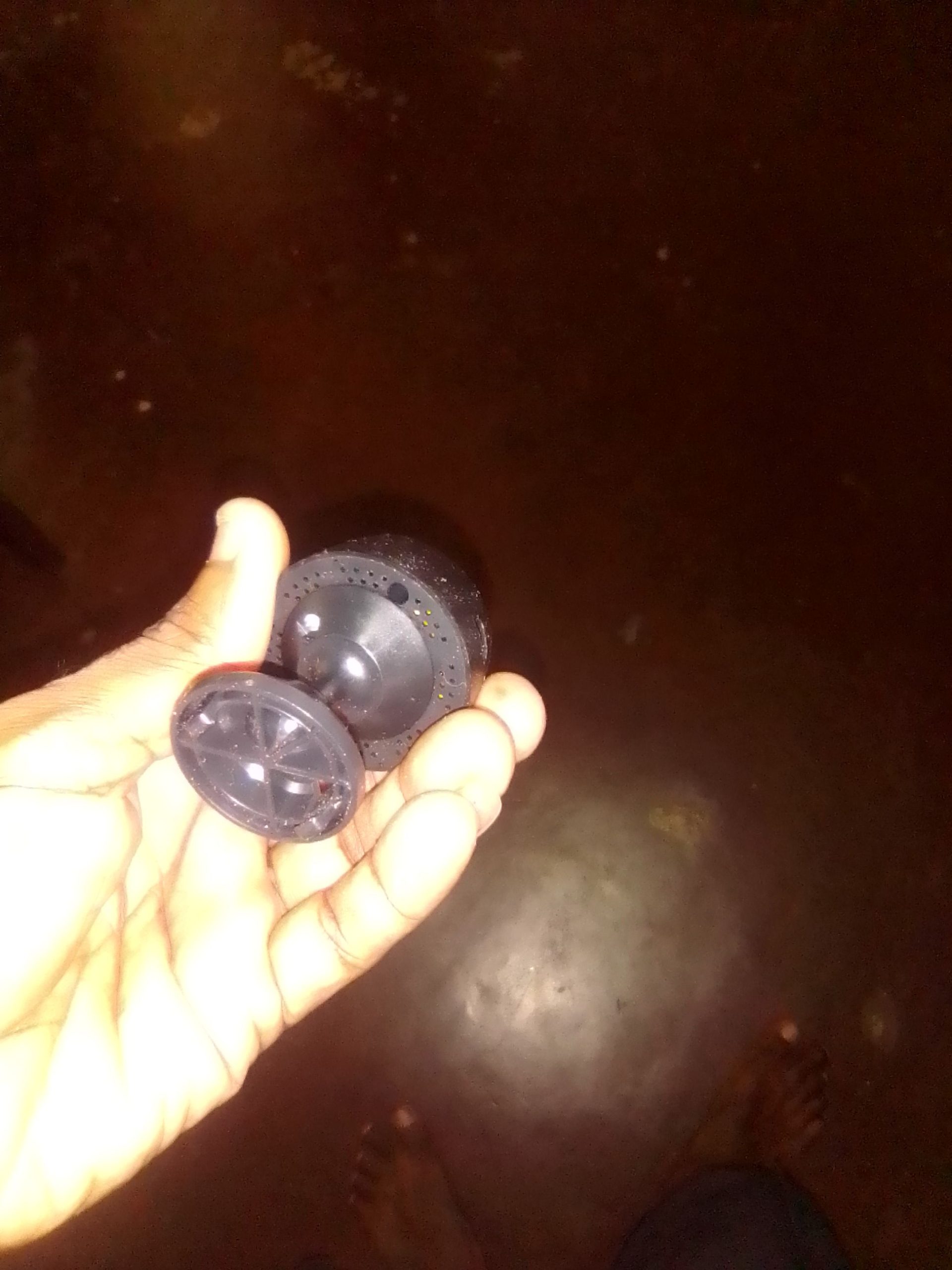 dc7b670d-ff56-4cc8-b3b7-a0cd1d1adce4