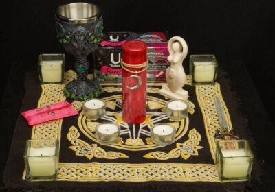 girls_menarche_desire_altar_by_enlightenedoflucifer_d6vh3mb-414w-2x-1